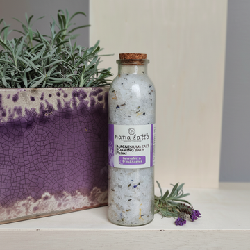 Nana Latta Magnesium and Salt Foaming Bath with Lavender and Frankincense for relaxation and skin health