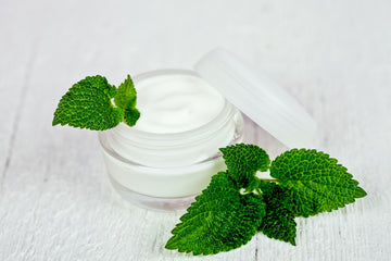 Natural tallow skincare cream jar with botanicals — Nana Latta Skincare Belgium